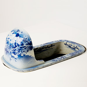 Blue and White Oval Toilet with Floral Design (Chrysanthemum and Althea)