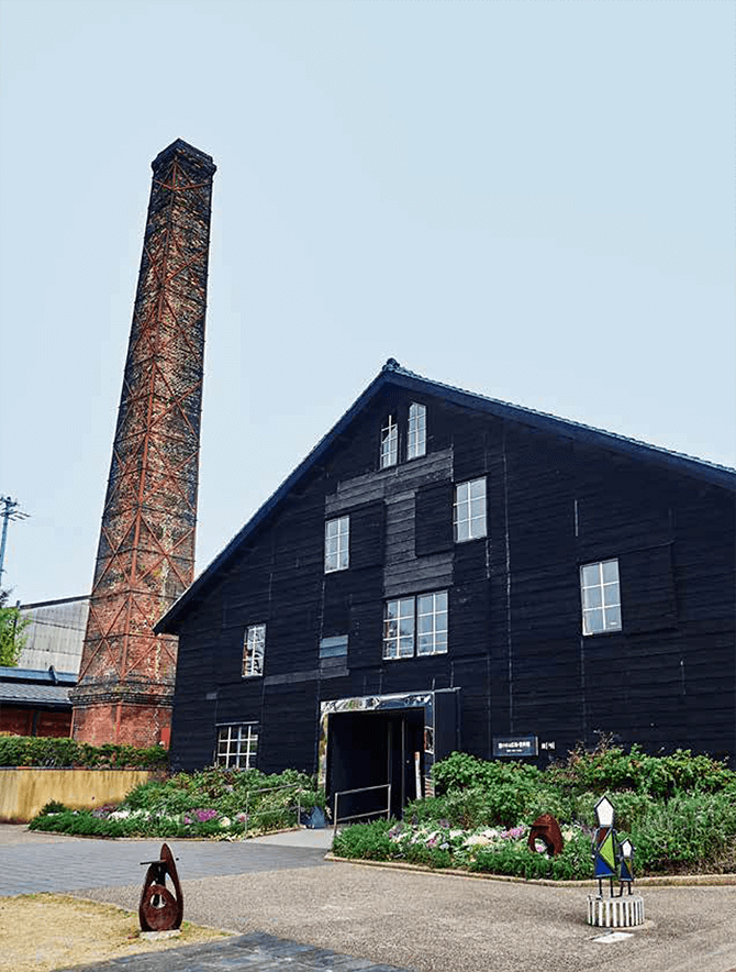 Exterior view of the building containing the great kiln.  Today, it serves as a museum portraying the history of Tokoname clay pipes.