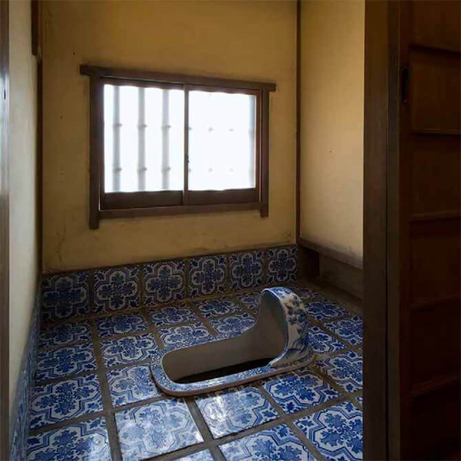 Guest bathroom of coal mining tycoon Takatori Koreyoshi's residencein Saga prefecture, built in 1905.