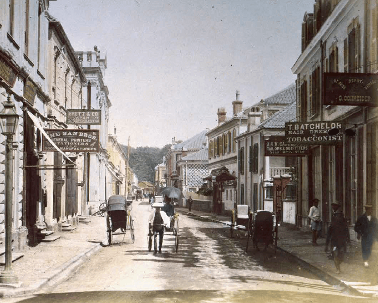 A picture of a foreign settlement in the Meiji period.