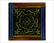 草花文レリーフ・タイル