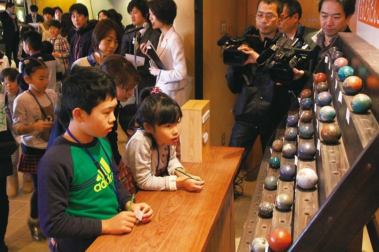 光るどろだんご大会