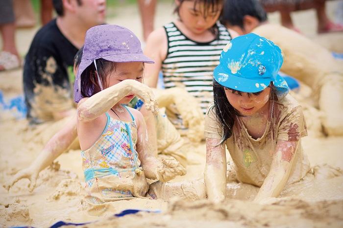 「どろの遊園地」