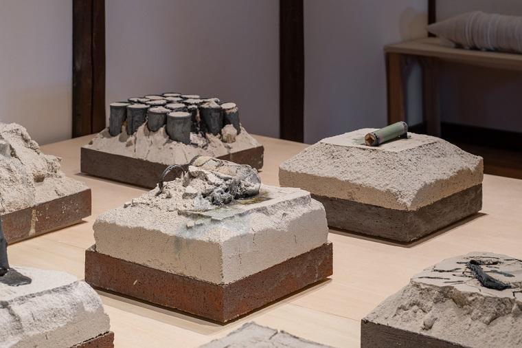 国際芸術祭「あいち2022」展示風景 鯉江良二《チェルノブイリ》シリーズ、1989-1990