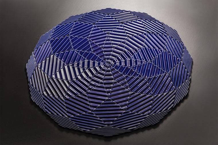 図版2-2 RHOMBUS WORKS【JAGGED】 野老朝雄、2020、タイル、φ770mm ＊図版１と同じ。12角形に組み替えたもの。