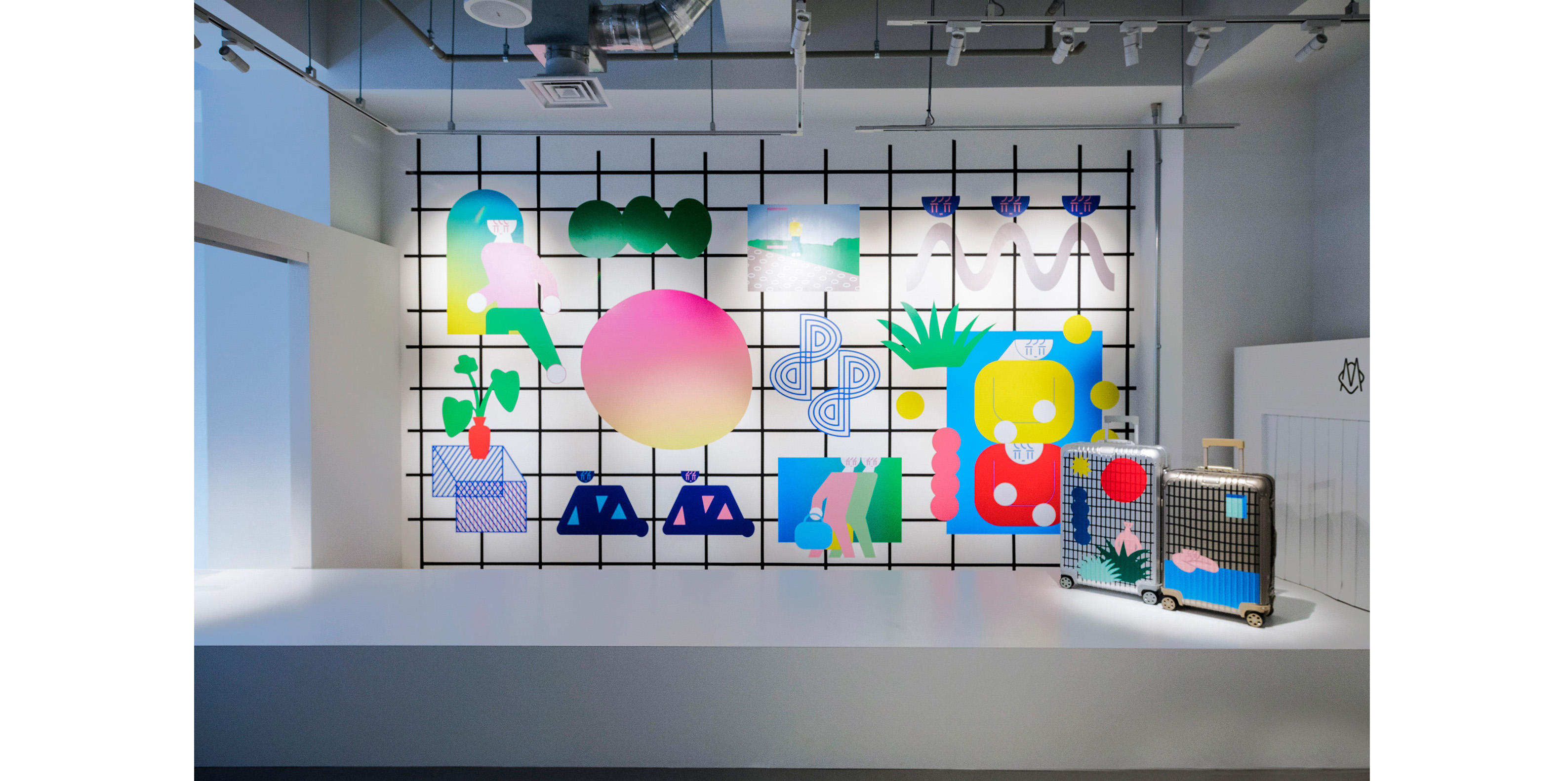 Exhibition”RIMOWA Heritage Ginza” W5266×H3456mm (RIMOWA GINZA 7 chome store)2019