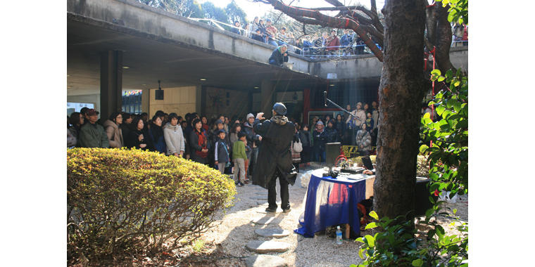 「神曲」 天国編 No Man’s Land 2009.11.21〜2010.1.31 在日フランス大使館旧庁舎