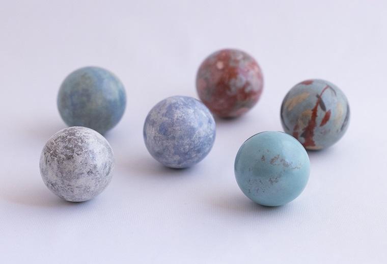 光るどろだんごづくり<br> 冬のテーマ 「雪と氷」