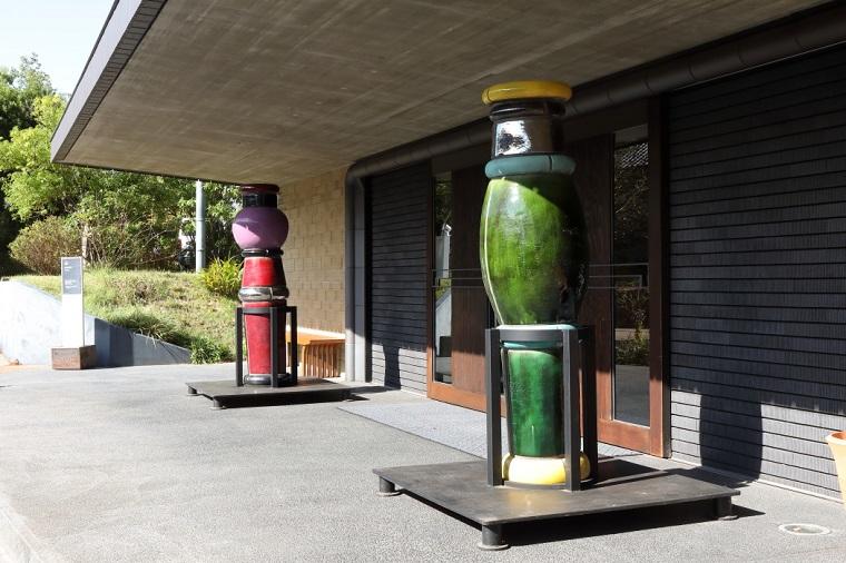 展示会場：「建築陶器のはじまり館」