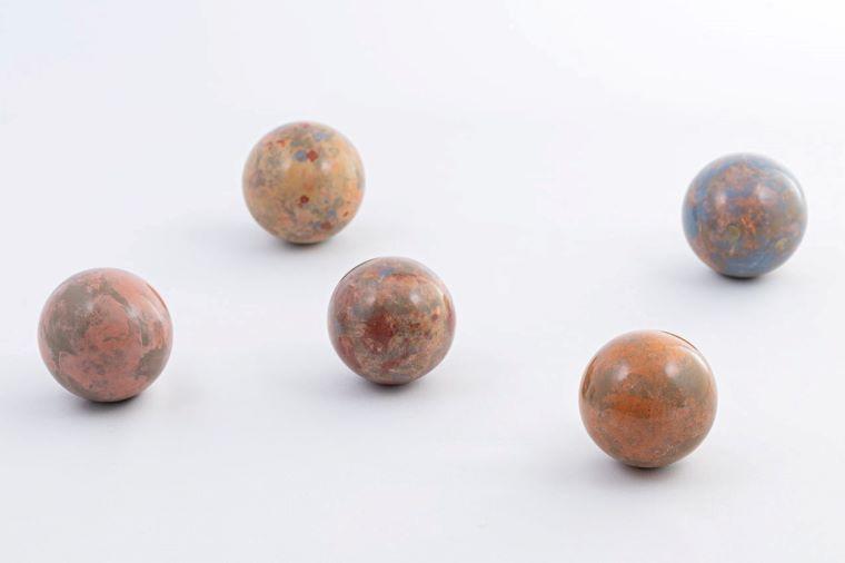 光るどろだんごづくり 春のテーマ「春茜（はるあかね）」
