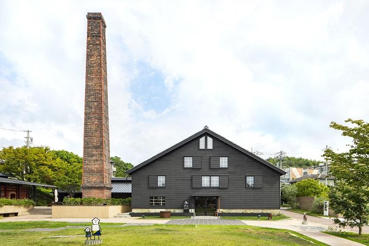 「窯のある広場・資料館」